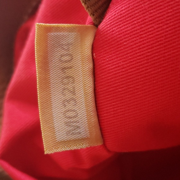 Y2K EUC Dooney & Bourke Leather All Weather Handbag Crossbody!!!! - Picture 6 of 16